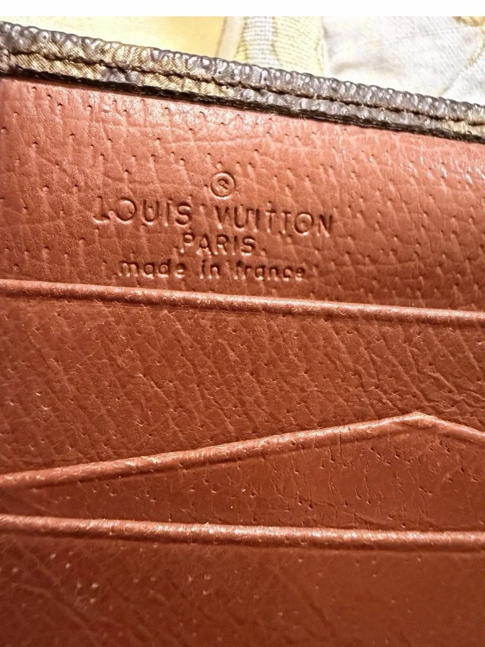 Louis Vuitton 100% authentic